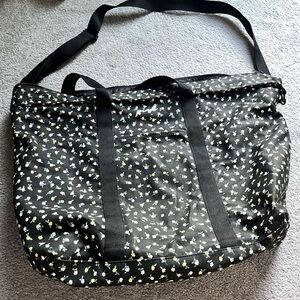 VS PINK brand flower duffel bag